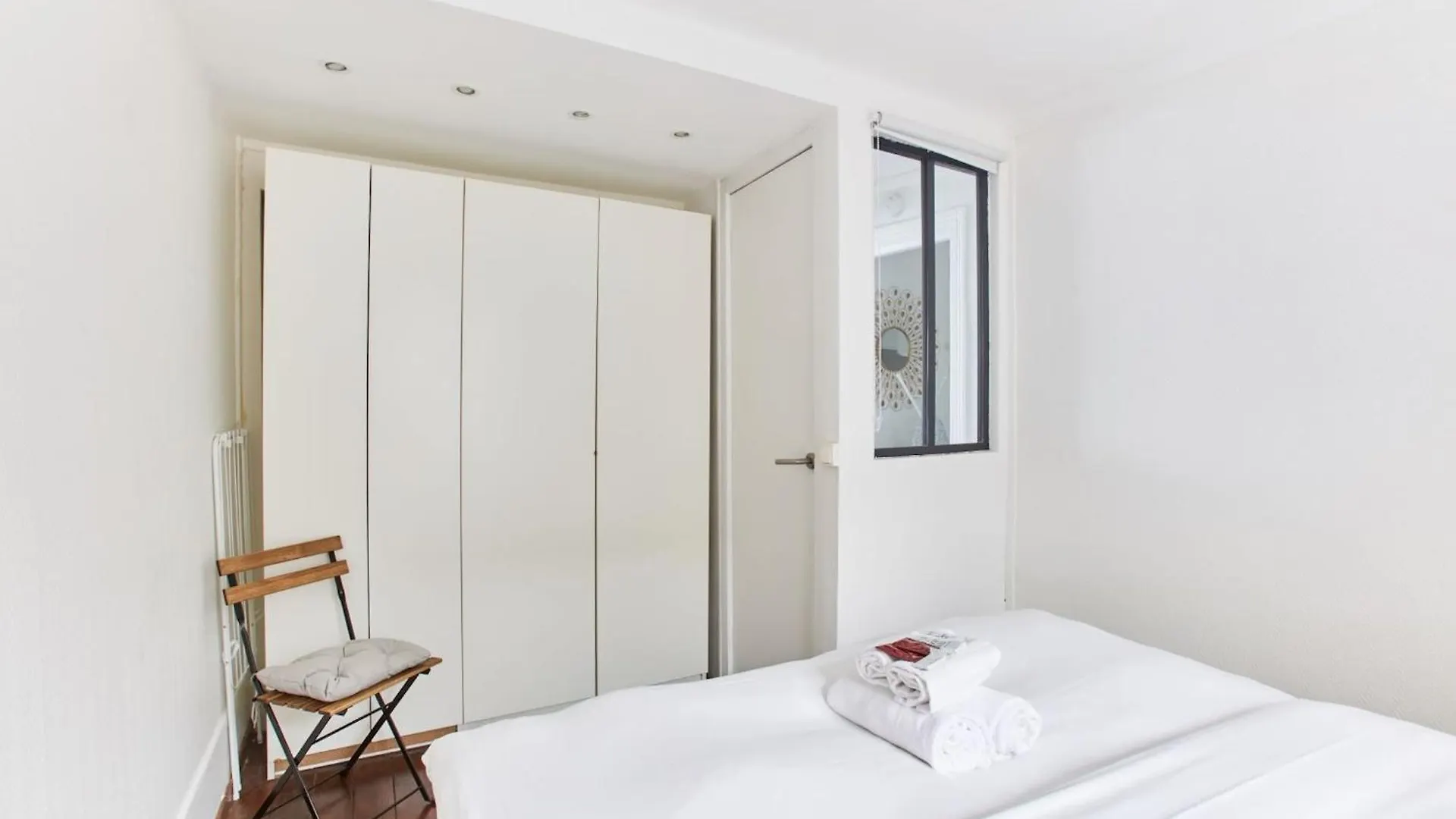 Montmartre & Sacre-coeur Basilica - 1br - Cityapartmentstay *