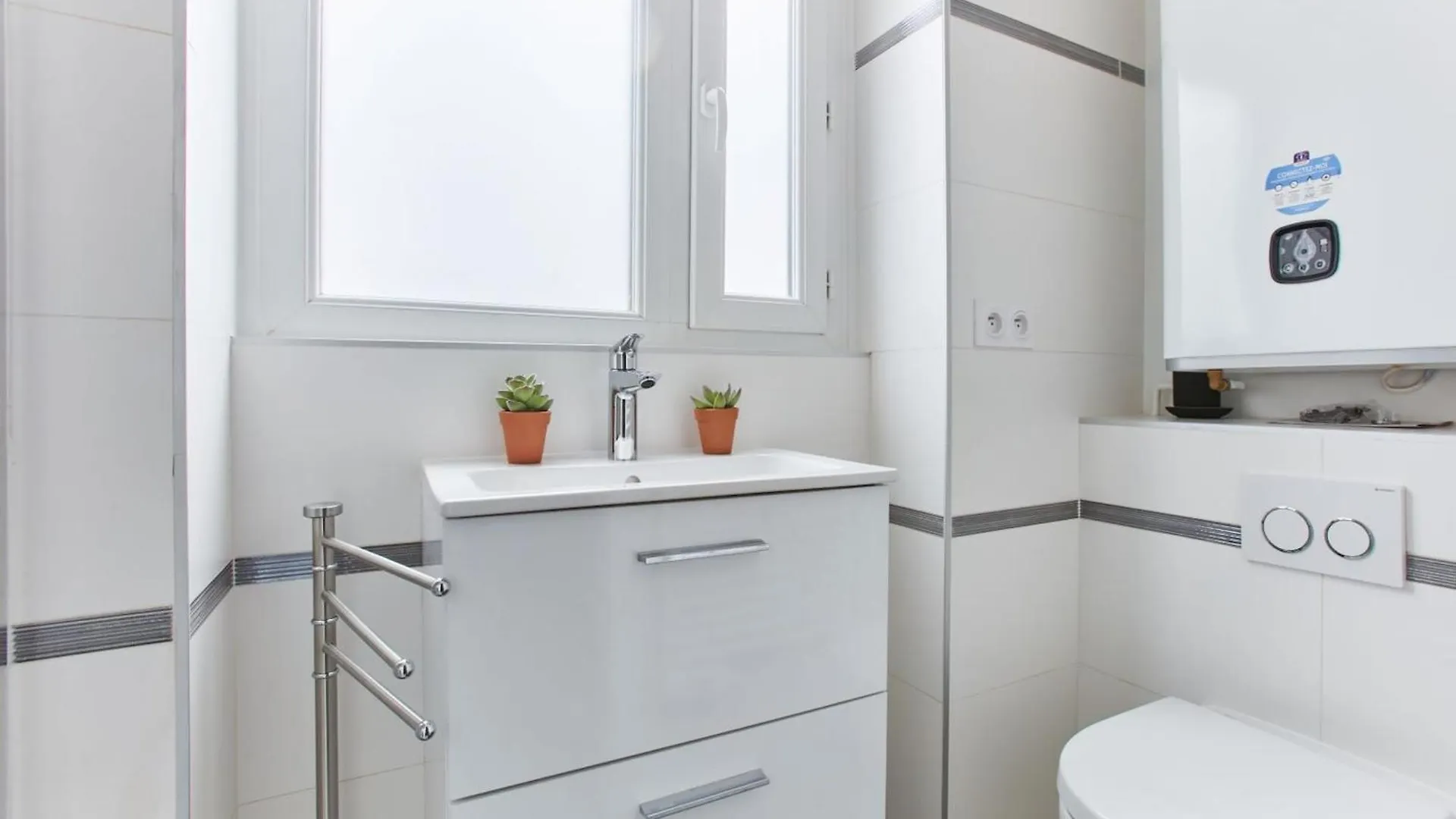 Apartment Montmartre & Sacre-coeur Basilica - 1br - Cityapartmentstay *