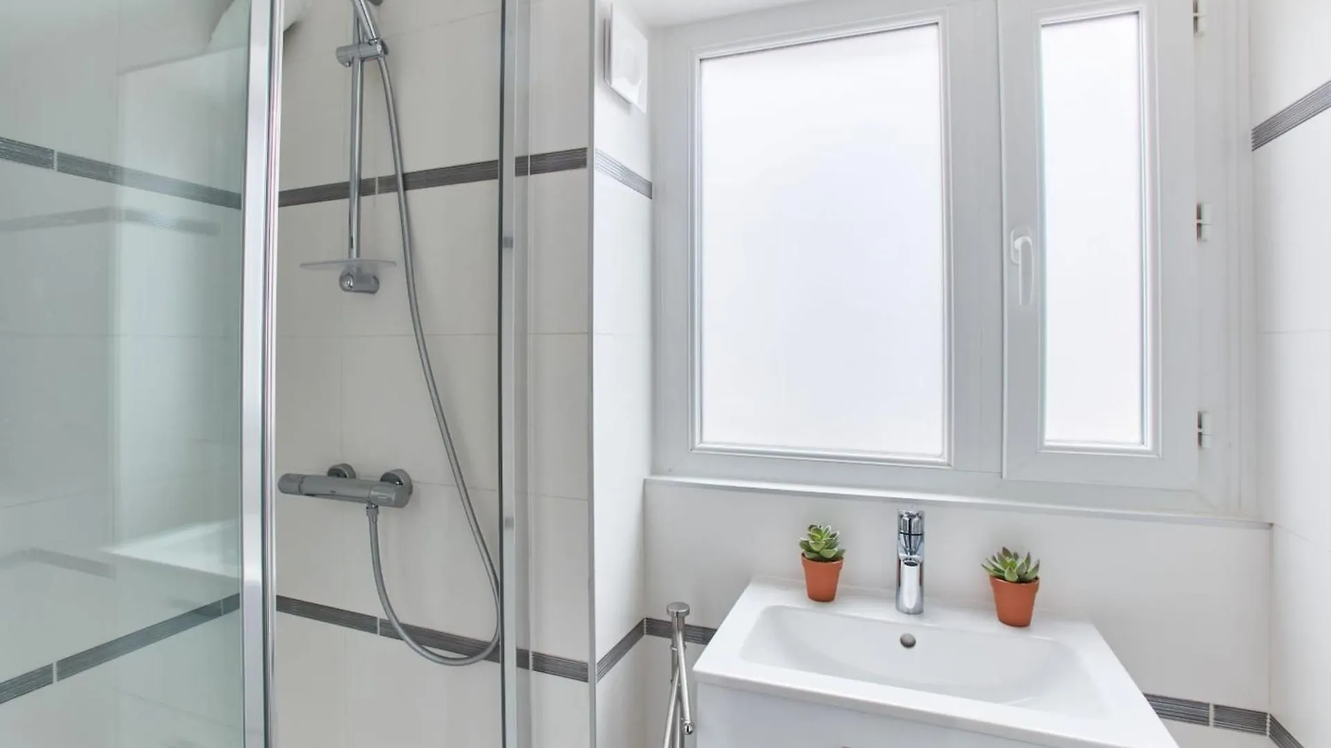 Apartment Montmartre & Sacre-coeur Basilica - 1br - Cityapartmentstay